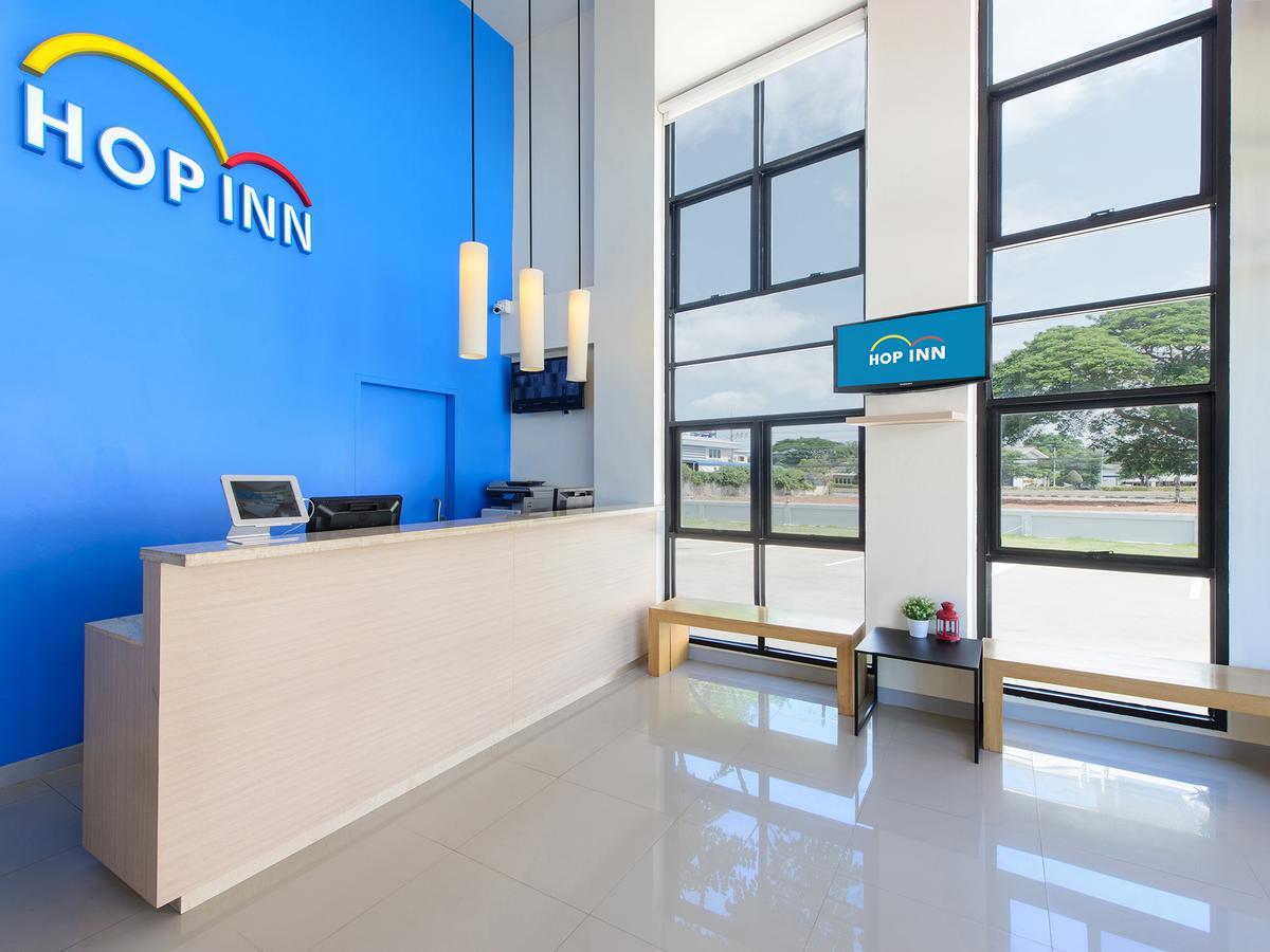 Hop Inn Sakon Nakhon Exterior foto